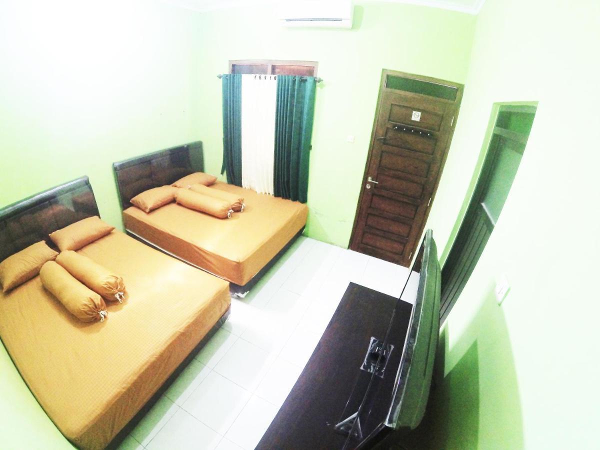 Minggiran Street Homestay Jogja Джокьякарта Экстерьер фото